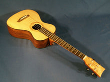 Load image into Gallery viewer, Baritone Ukulele 1.4.43
