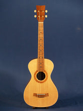 Load image into Gallery viewer, Baritone Ukulele 1.4.44