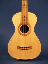 Load image into Gallery viewer, Baritone Ukulele 1.4.44